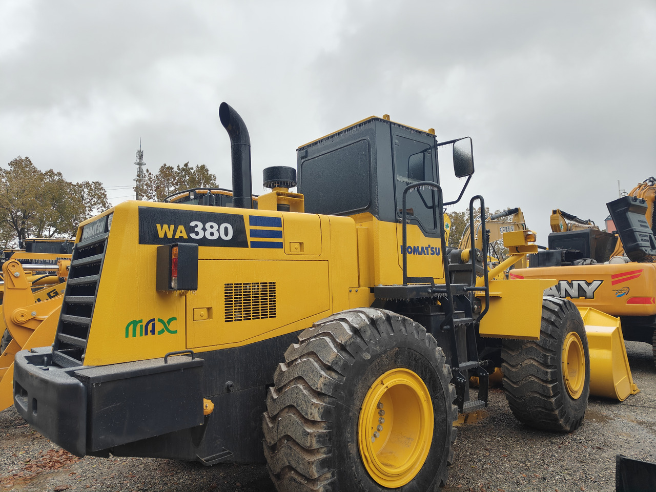 KOMATSU WA380-3 - Wiellader: afbeelding 2 KOMATSU WA380-3 - Wiellader: afbeelding 2