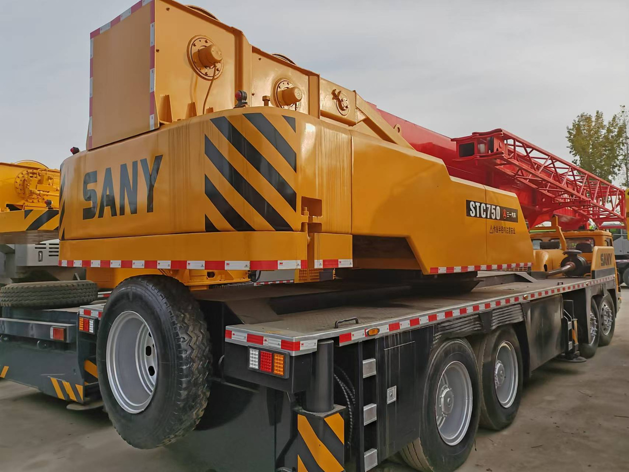SANY STC750 - Mobiele kraan: afbeelding 2 SANY STC750 - Mobiele kraan: afbeelding 2