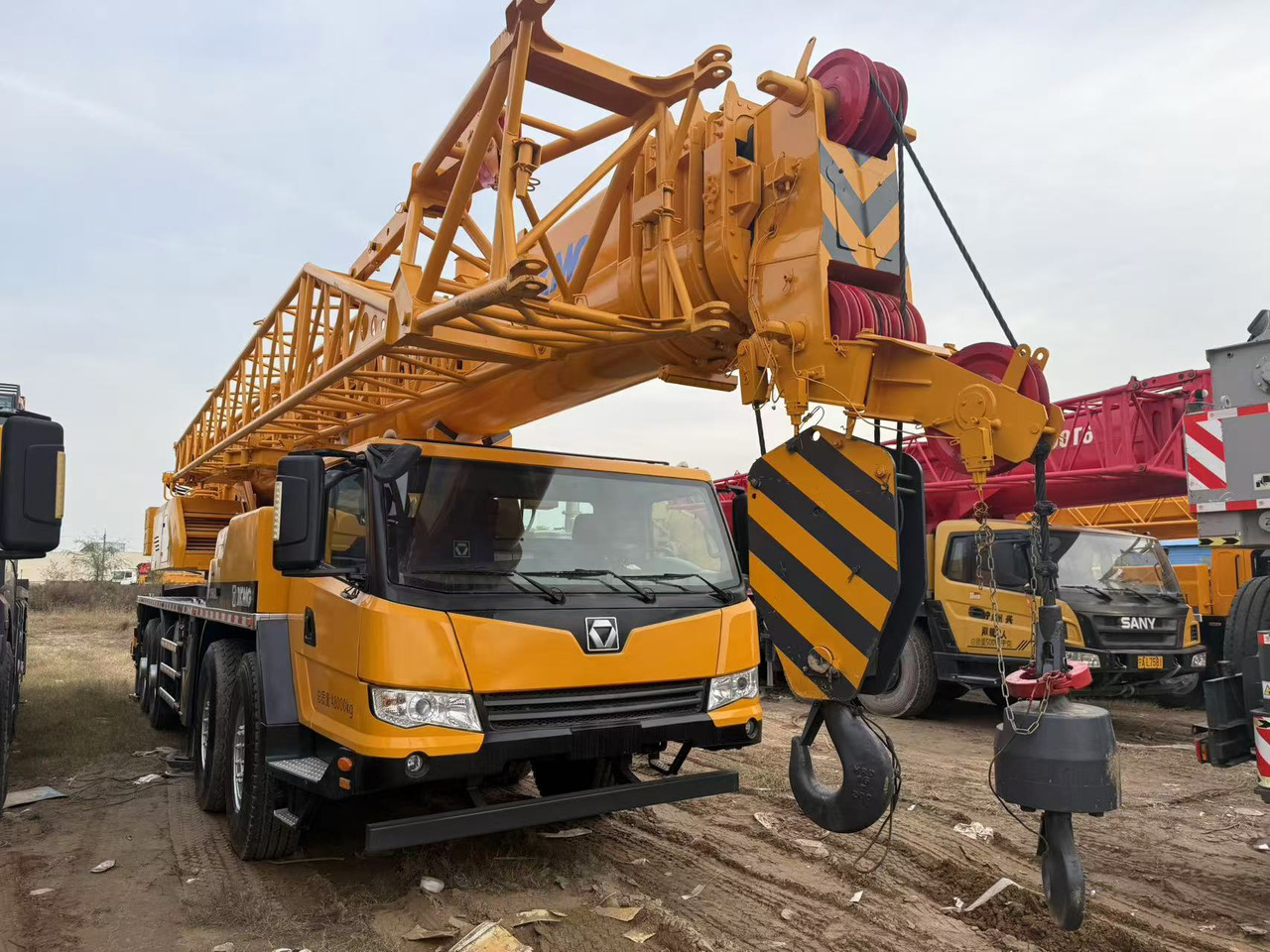 XCMG QY85KA - Mobiele kraan: afbeelding 4 XCMG QY85KA - Mobiele kraan: afbeelding 4