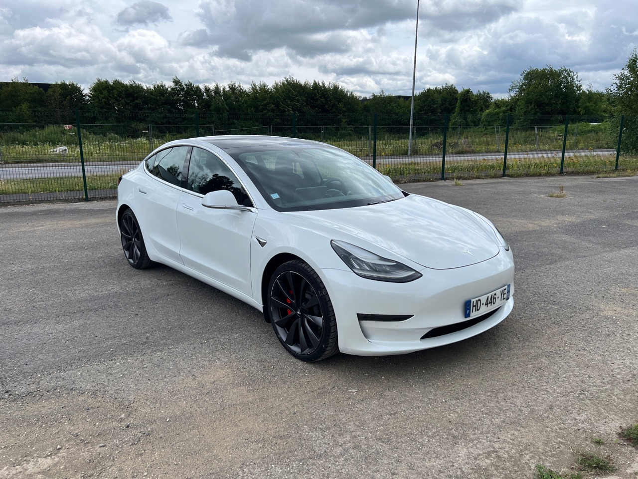 TESLA Model 3 Performance Dual Motor FSD 3 Autopilot - Sedan: afbeelding 4 TESLA Model 3 Performance Dual Motor FSD 3 Autopilot - Sedan: afbeelding 4