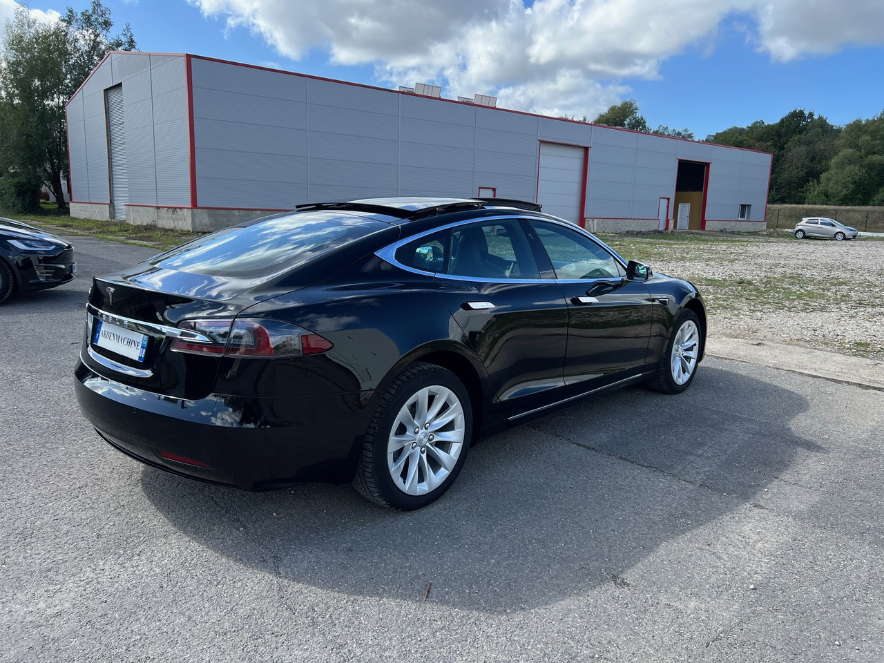 TESLA Model S 75D -Capacité de conduite autonome – Phase 2 – 93% SOH - Sedan: afbeelding 2 TESLA Model S 75D -Capacité de conduite autonome – Phase 2 – 93% SOH - Sedan: afbeelding 2