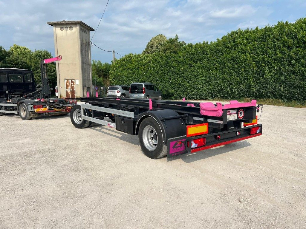 ATLAS RIMORCHIO ATLAS SCARRABILE - Haakarm/ Portaalarm aanhanger: afbeelding 1 ATLAS RIMORCHIO ATLAS SCARRABILE - Haakarm/ Portaalarm aanhanger: afbeelding 1