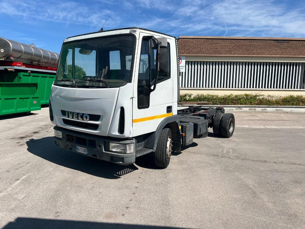 IVECO 80E15 A TELAIO - Andere machine: afbeelding 1 IVECO 80E15 A TELAIO - Andere machine: afbeelding 1