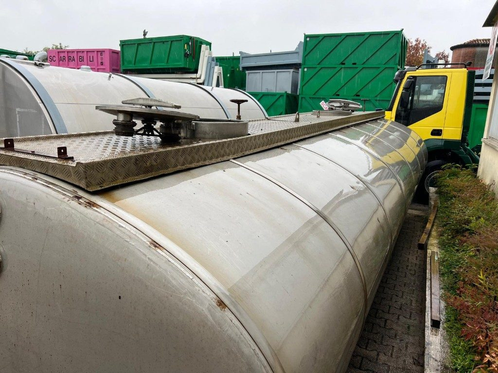 CISTERNA USATA NON SCARRABILE IN ACCIAIO INOX - Tankcontainer: afbeelding 4 CISTERNA USATA NON SCARRABILE IN ACCIAIO INOX - Tankcontainer: afbeelding 4