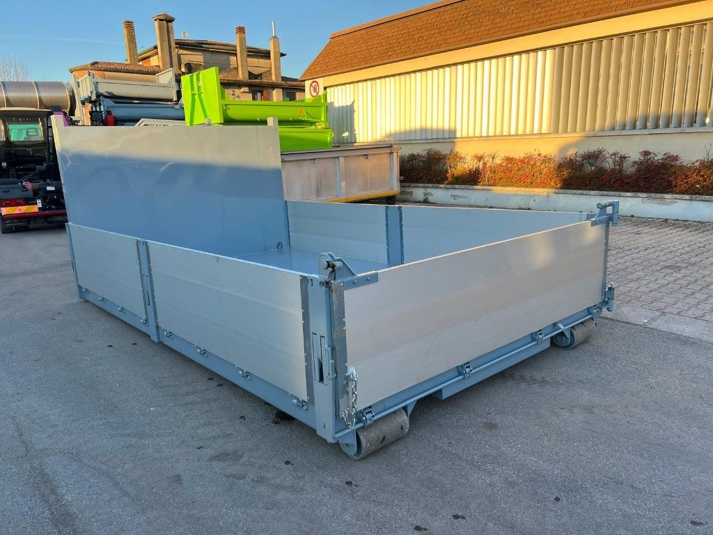 CONTAINER SCARRABILE NUOVO A PIANALE CON SPONDE - Haakarm container: afbeelding 4 CONTAINER SCARRABILE NUOVO A PIANALE CON SPONDE - Haakarm container: afbeelding 4