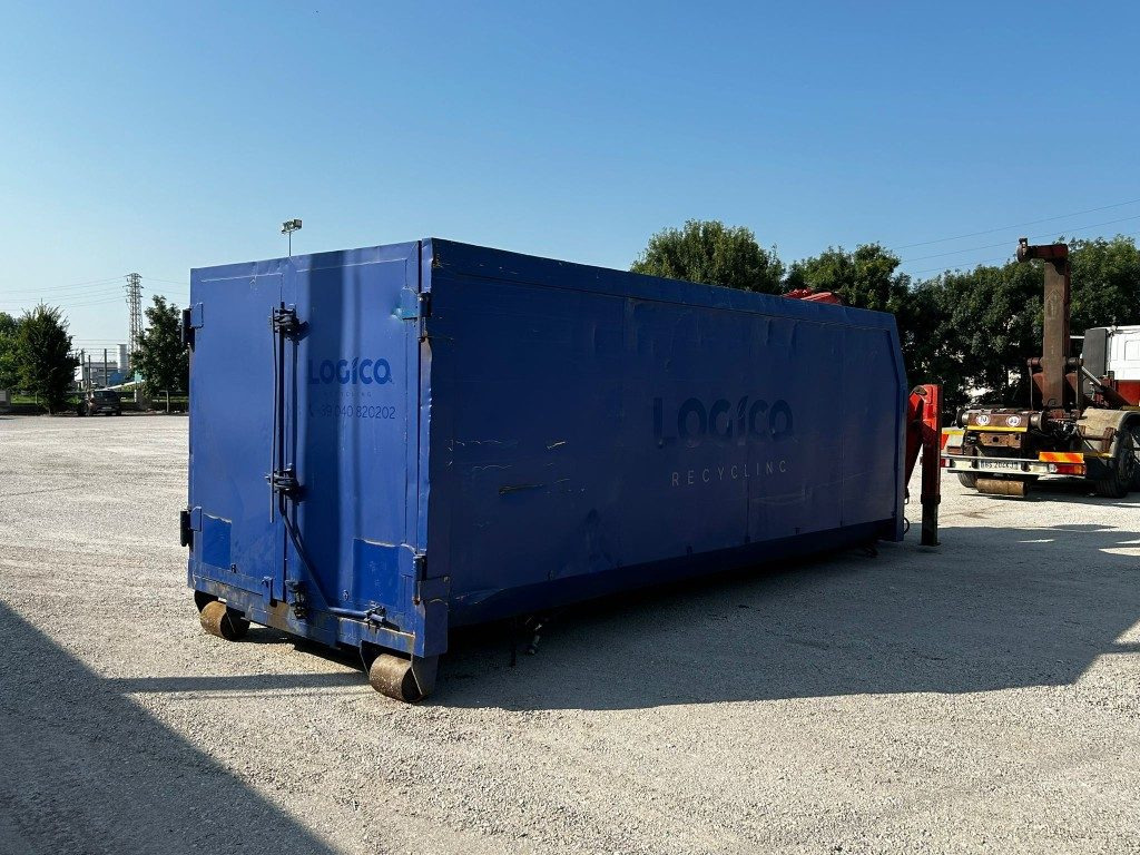 CONTAINER SCARRABILE USATO A CIELO APERTO + GRU - Haakarm container: afbeelding 5 CONTAINER SCARRABILE USATO A CIELO APERTO + GRU - Haakarm container: afbeelding 5