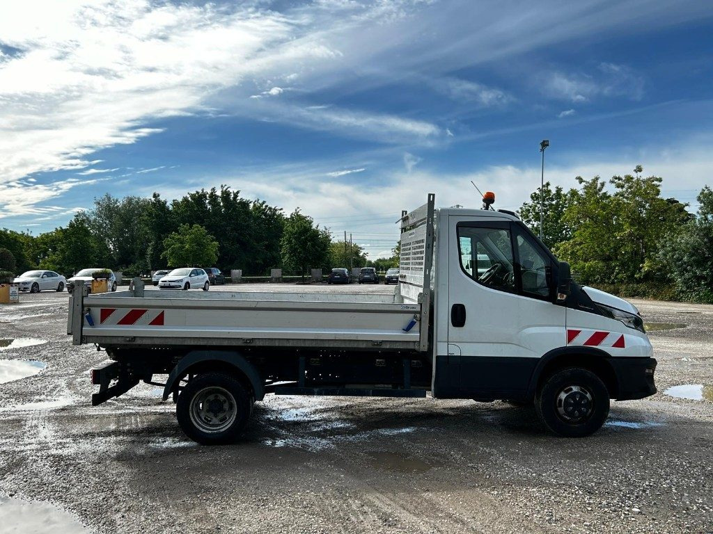 Kipper bestelwagen IVECO DAILY 35.140 RIBALTABILE: afbeelding 6