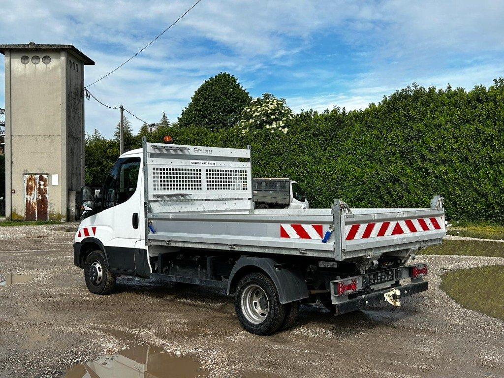 IVECO DAILY 35.140 RIBALTABILE - Kipper bestelwagen: afbeelding 3 IVECO DAILY 35.140 RIBALTABILE - Kipper bestelwagen: afbeelding 3