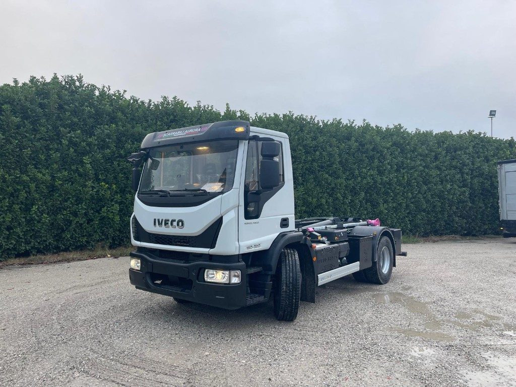 IVECO EUROCARGO 180K32 SCARRABILE NUOVO - Haakarmsysteem vrachtwagen: afbeelding 1 IVECO EUROCARGO 180K32 SCARRABILE NUOVO - Haakarmsysteem vrachtwagen: afbeelding 1