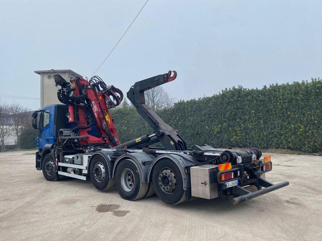 Haakarmsysteem vrachtwagen IVECO STRALIS 260.450 SCARRABILE CON GRU: afbeelding 7