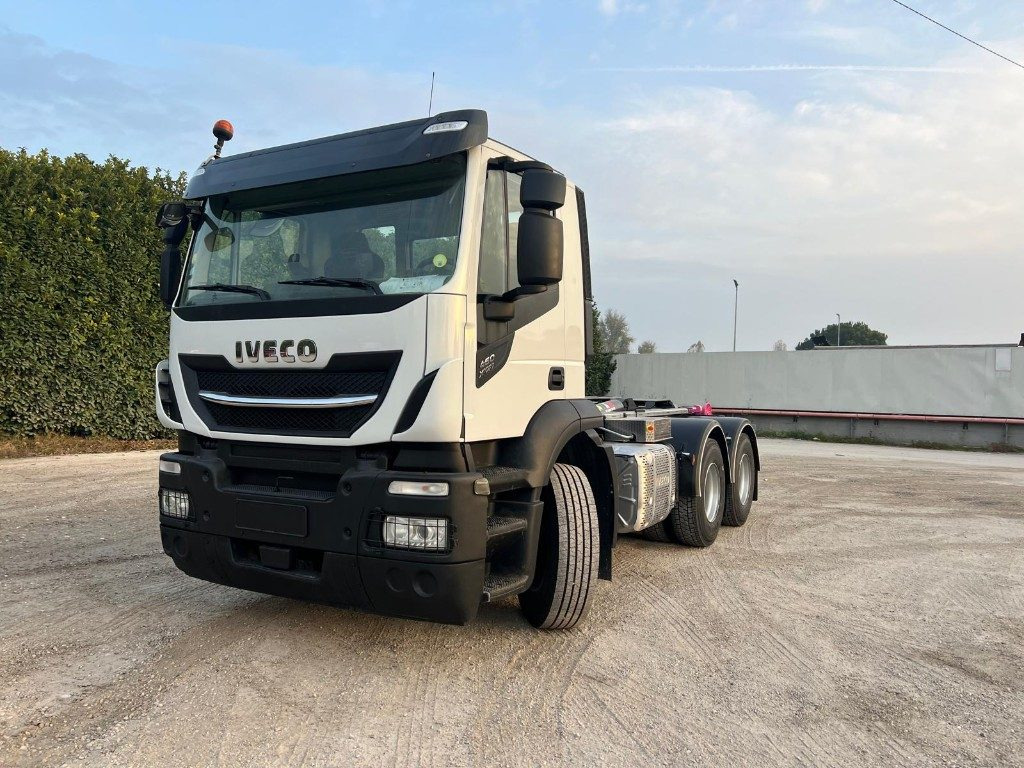 IVECO STRALIS 460 X-WAY SCARRABILE 6X4 - Haakarmsysteem vrachtwagen: afbeelding 2 IVECO STRALIS 460 X-WAY SCARRABILE 6X4 - Haakarmsysteem vrachtwagen: afbeelding 2