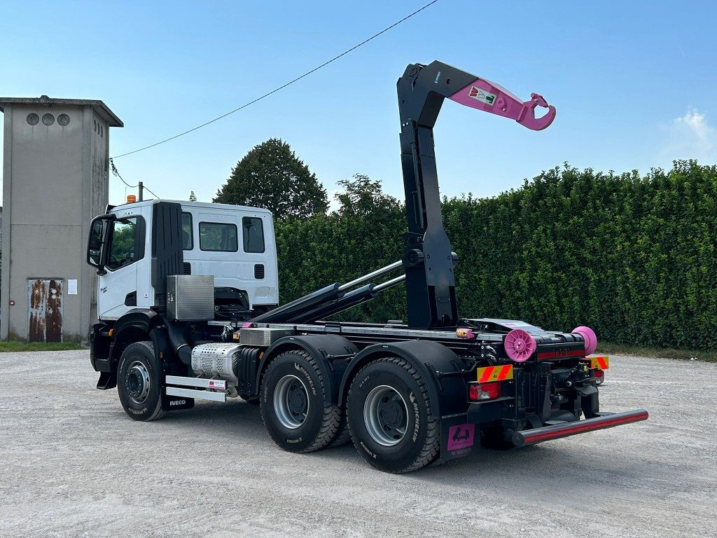 IVECO TRAKKER T-WAY AD380T NUOVO SCARRABILE - Haakarmsysteem vrachtwagen: afbeelding 3 IVECO TRAKKER T-WAY AD380T NUOVO SCARRABILE - Haakarmsysteem vrachtwagen: afbeelding 3