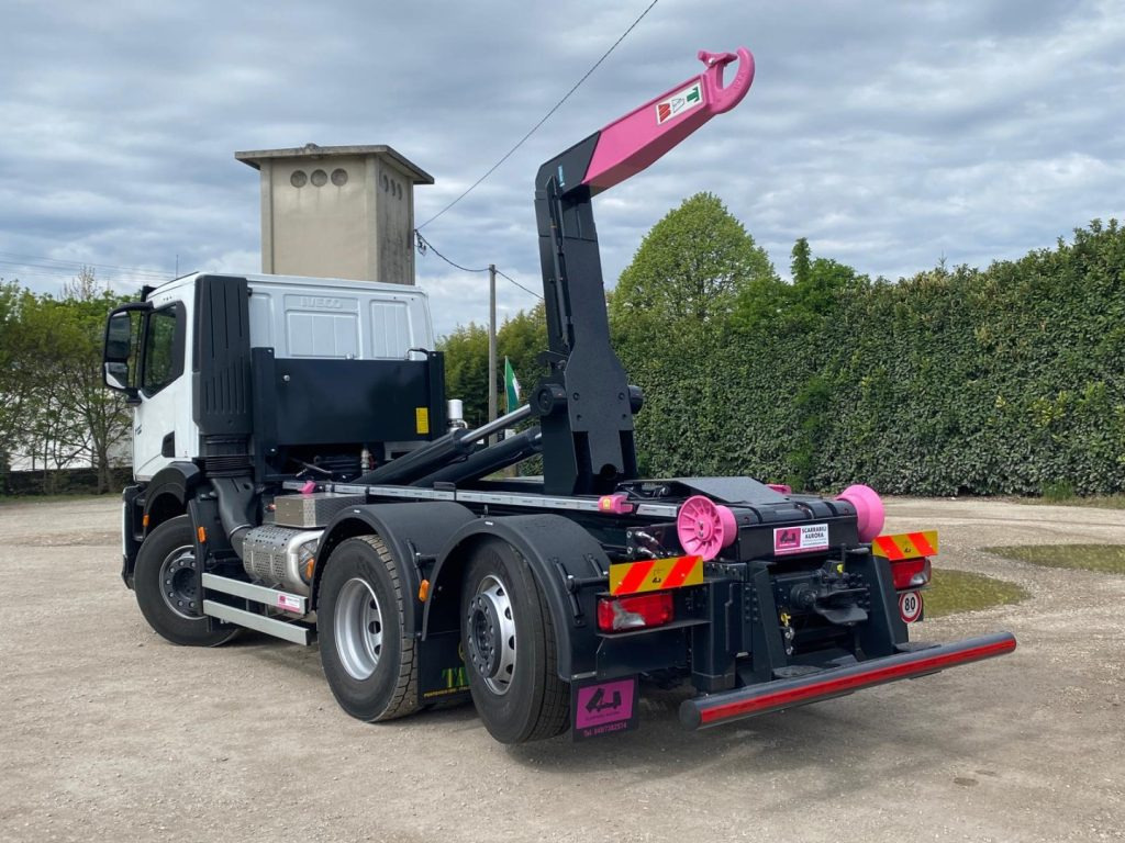 IVECO X-WAY AD280X48Y NUOVO SCARRABILE PASSO 3120 - Haakarmsysteem vrachtwagen: afbeelding 4 IVECO X-WAY AD280X48Y NUOVO SCARRABILE PASSO 3120 - Haakarmsysteem vrachtwagen: afbeelding 4