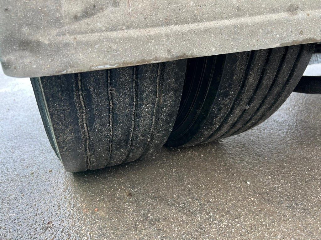 VIBERTI RIMORCHIO VIBERTI SCARRABILE PNEUMATICO - Haakarm/ Portaalarm aanhanger: afbeelding 5 VIBERTI RIMORCHIO VIBERTI SCARRABILE PNEUMATICO - Haakarm/ Portaalarm aanhanger: afbeelding 5