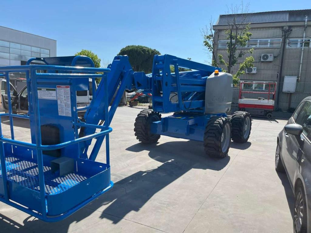 Genie Z45/25 - Knikarmhoogwerker: afbeelding 2 Genie Z45/25 - Knikarmhoogwerker: afbeelding 2