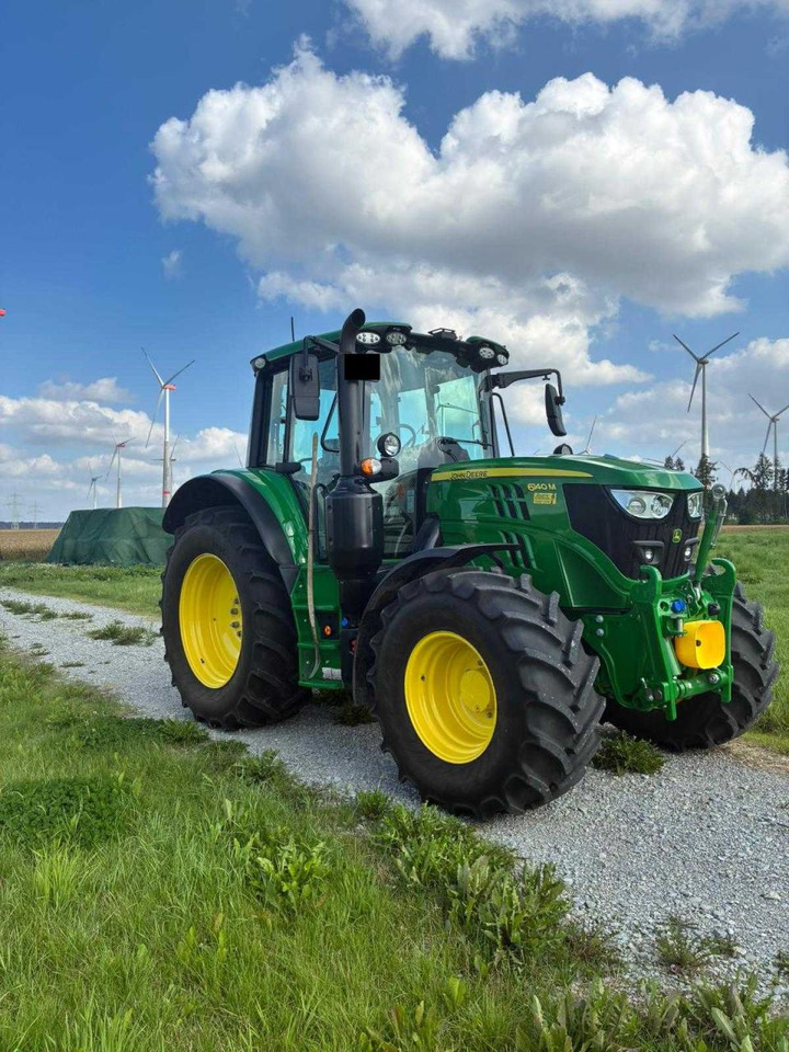 John Deere 6140M - Tractor: afbeelding 2 John Deere 6140M - Tractor: afbeelding 2