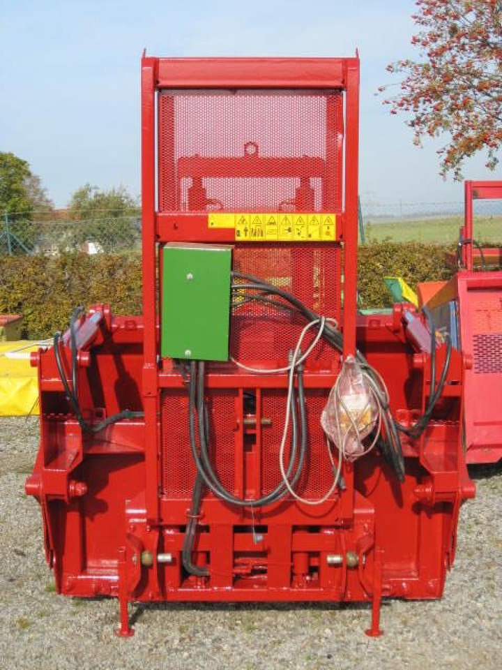 Strautmann SZ 234 Heckschneidza - Landbouwaanhanger: afbeelding 2 Strautmann SZ 234 Heckschneidza - Landbouwaanhanger: afbeelding 2