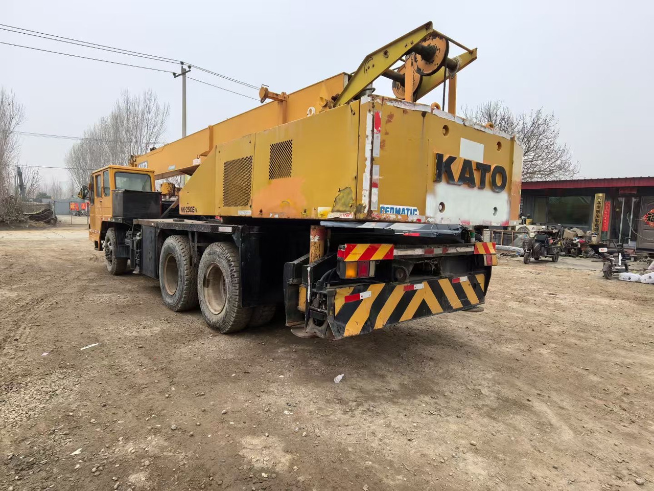 KATO NK250E NK300E NK400E NK500E NK800 NK1000 25ton 30 ton 40 ton 50 ton 80 ton truck crane - Mobiele kraan: afbeelding 3 KATO NK250E NK300E NK400E NK500E NK800 NK1000 25ton 30 ton 40 ton 50 ton 80 ton truck crane - Mobiele kraan: afbeelding 3