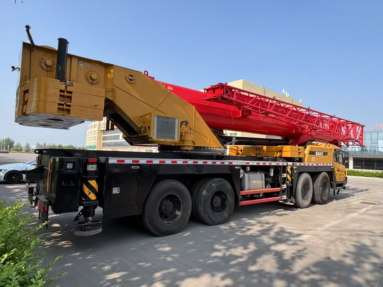 SANY STC800T6 STC80T6 STC800T5 STC80T5 80ton truck crane - Mobiele kraan: afbeelding 4 SANY STC800T6 STC80T6 STC800T5 STC80T5 80ton truck crane - Mobiele kraan: afbeelding 4