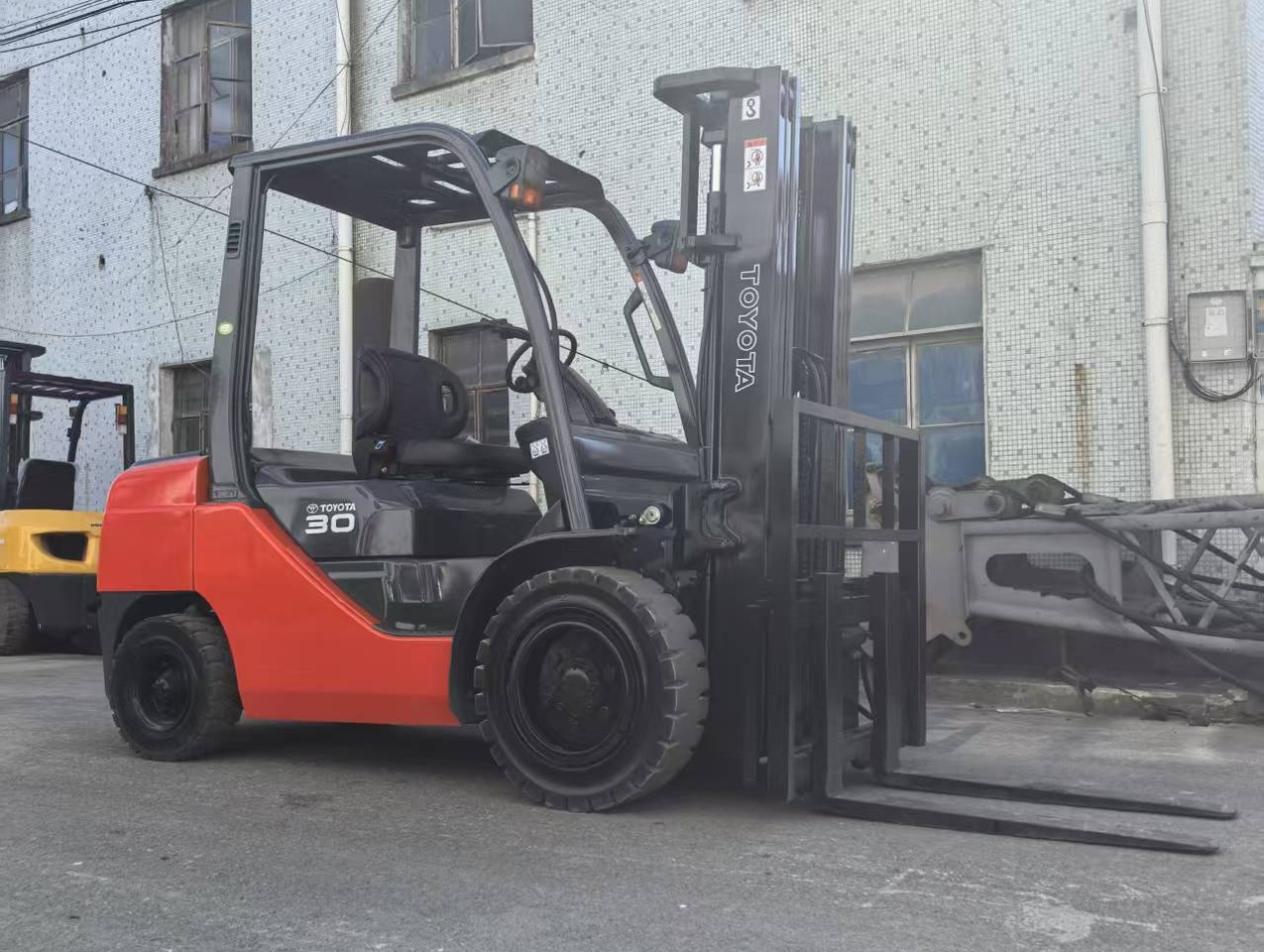 TOYOTA 8FD30 7FD30 FD50 FD100 Japan original 2.5ton 3Ton 3.5ton 5ton 7T 10t Used Diesel Forklift - Diesel heftruck: afbeelding 1 TOYOTA 8FD30 7FD30 FD50 FD100 Japan original 2.5ton 3Ton 3.5ton 5ton 7T 10t Used Diesel Forklift - Diesel heftruck: afbeelding 1
