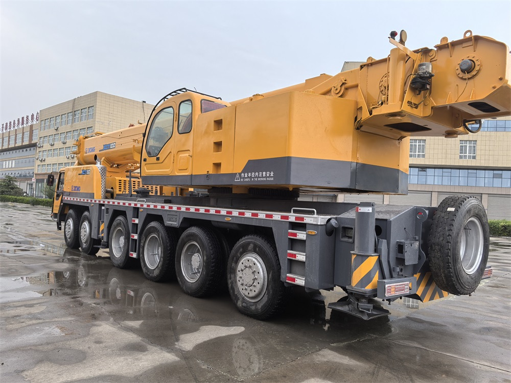 XCMG QY100K QY130K QY160K QAY200 QAY240 QAY300 QAY350 used truck crane - Mobiele kraan: afbeelding 4 XCMG QY100K QY130K QY160K QAY200 QAY240 QAY300 QAY350 used truck crane - Mobiele kraan: afbeelding 4