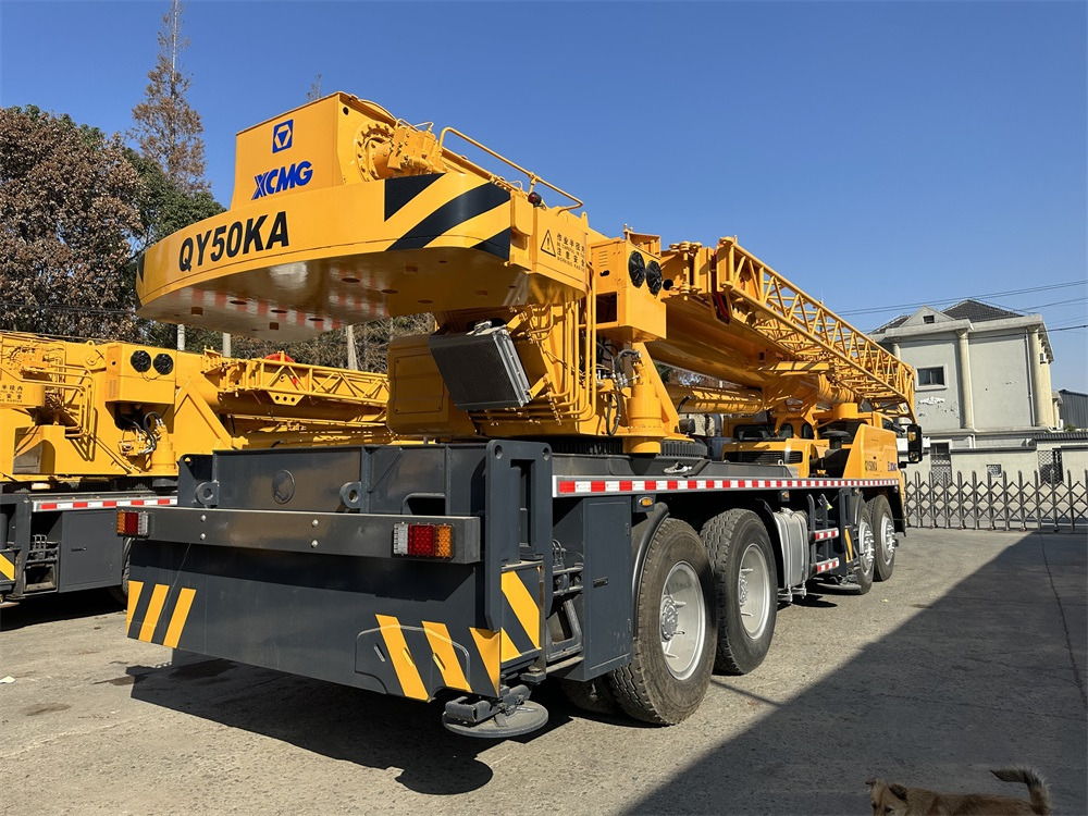XCMG QY50KA QY70KA XCT50 QY50KC QY55KA QY25K5A XCT25L5 25TON 50TON 55TON 70TON 80TON 90TON 100TON 130TON 150TON - Mobiele kraan: afbeelding 5 XCMG QY50KA QY70KA XCT50 QY50KC QY55KA QY25K5A XCT25L5 25TON 50TON 55TON 70TON 80TON 90TON 100TON 130TON 150TON - Mobiele kraan: afbeelding 5