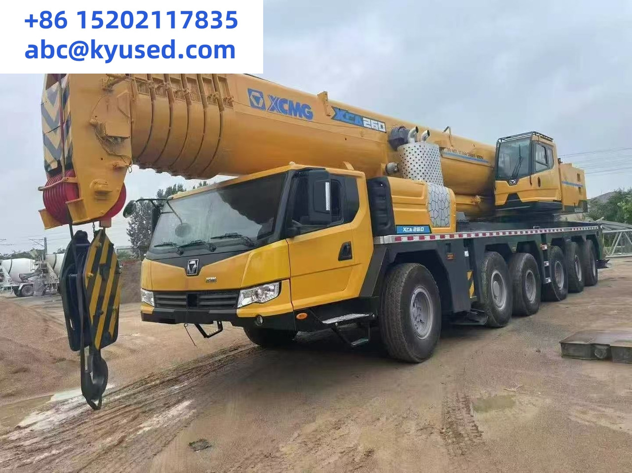 XCMG XCA300 XCA260 300ton 260ton 250ton 220ton 200ton 180ton used crane - Alle terrein kraan: afbeelding 1 XCMG XCA300 XCA260 300ton 260ton 250ton 220ton 200ton 180ton used crane - Alle terrein kraan: afbeelding 1