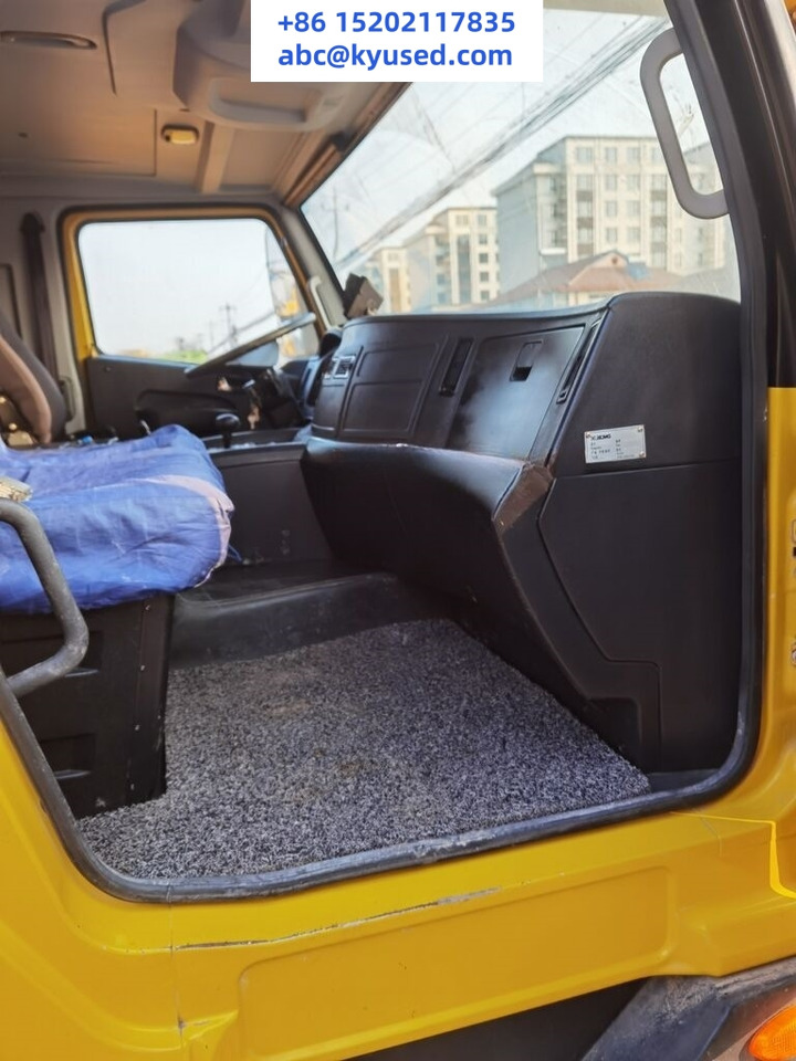 XCMG XCT100 100T crane - Mobiele kraan: afbeelding 4 XCMG XCT100 100T crane - Mobiele kraan: afbeelding 4