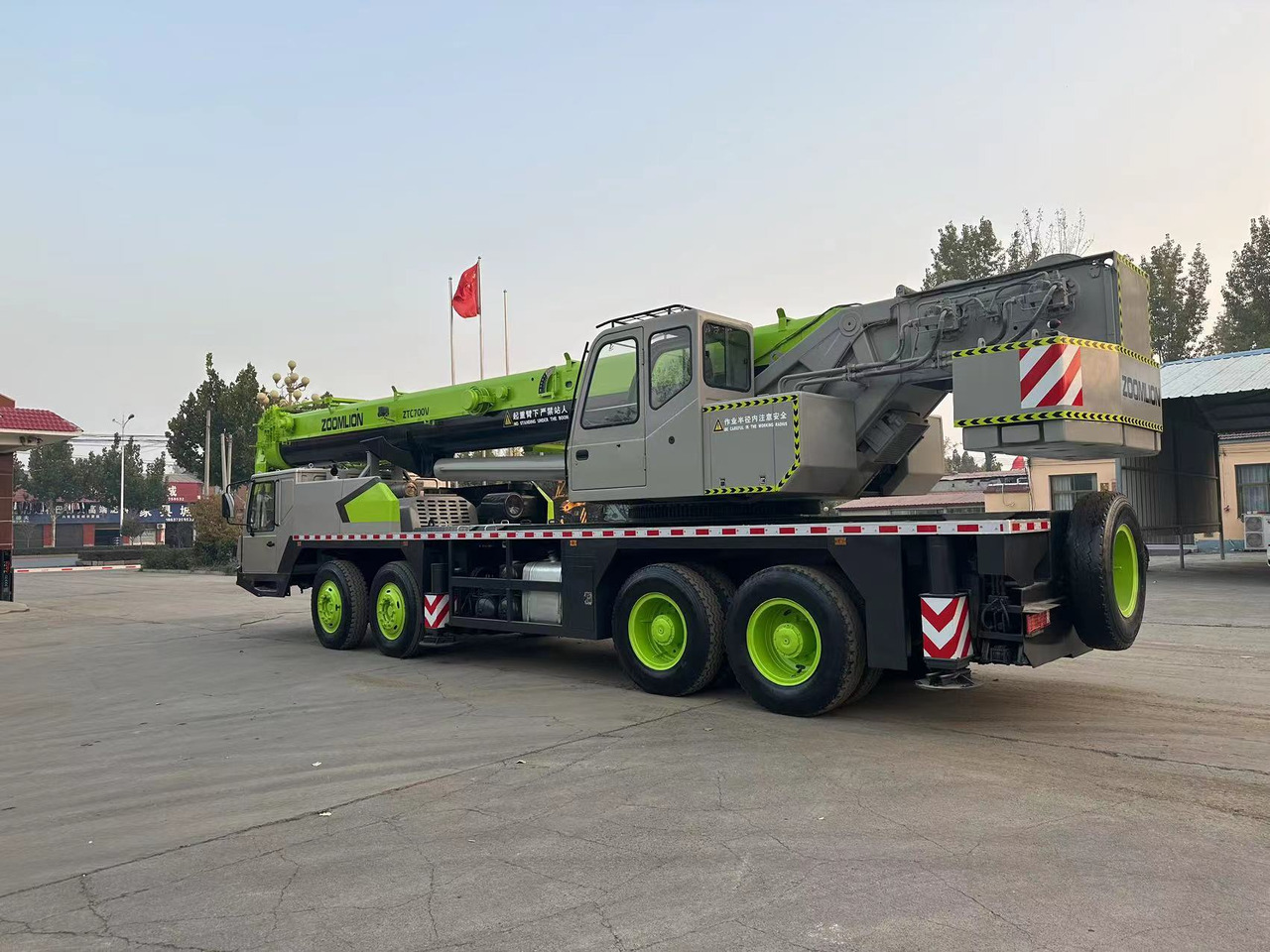 ZOOMLION QY70V ZTC700V 70 ton 50 ton 60 ton 80 ton 90 ton 100 ton truck crane - Mobiele kraan: afbeelding 2 ZOOMLION QY70V ZTC700V 70 ton 50 ton 60 ton 80 ton 90 ton 100 ton truck crane - Mobiele kraan: afbeelding 2