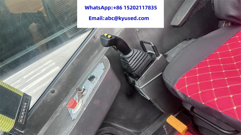 ZOOMLION ZTC251V QY25V 25TON 30TON 35TON 40TON 50TON 55TON 70TON 80TON 100T - Mobiele kraan: afbeelding 4 ZOOMLION ZTC251V QY25V 25TON 30TON 35TON 40TON 50TON 55TON 70TON 80TON 100T - Mobiele kraan: afbeelding 4