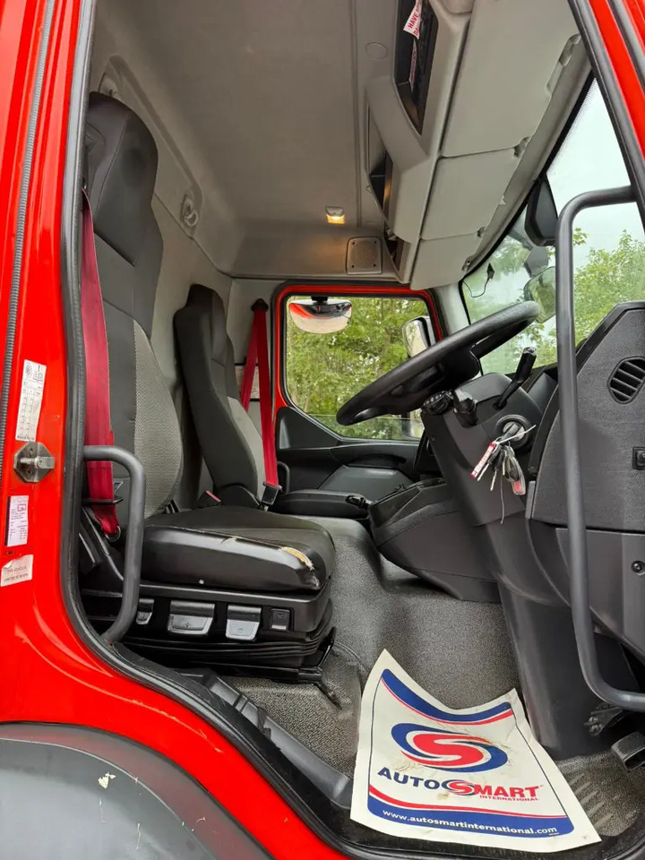 Koelwagen vrachtwagen Renault D16 High - Fridgebox: afbeelding 12 Koelwagen vrachtwagen Renault D16 High - Fridgebox: afbeelding 12