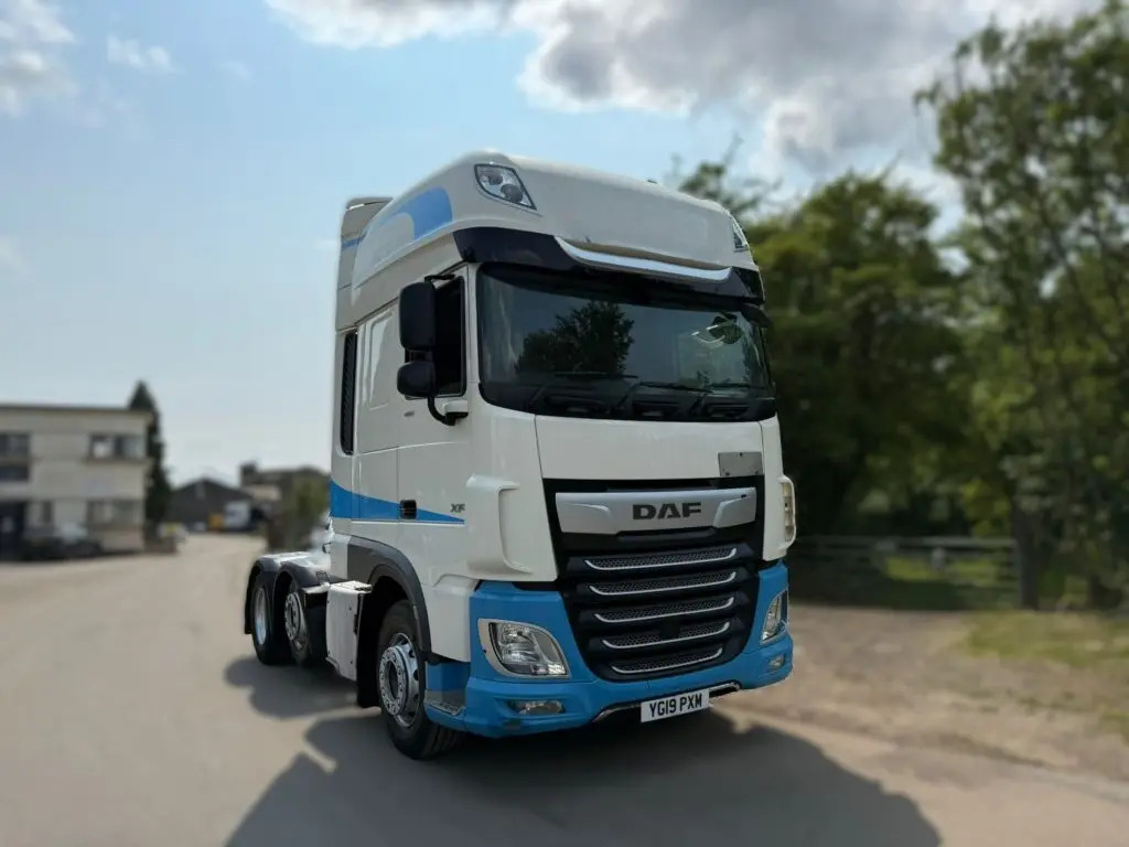 DAF XF 105 (PXM) - Trekker: afbeelding 1 DAF XF 105 (PXM) - Trekker: afbeelding 1