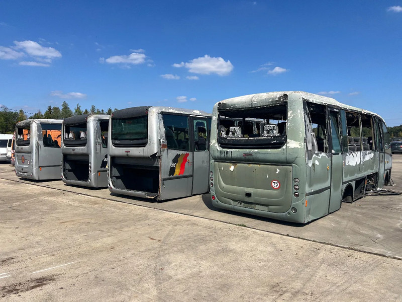 Iveco Irisbus Cimo (4x in stock) IVECO F4AE0681 5,880 cc - Streekbus: afbeelding 4 Iveco Irisbus Cimo (4x in stock) IVECO F4AE0681 5,880 cc - Streekbus: afbeelding 4