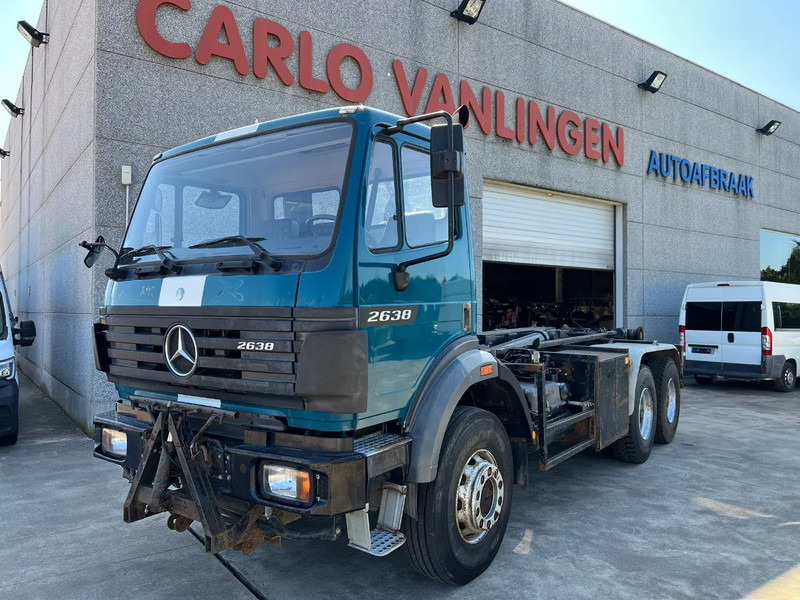 Mercedes-Benz SK 2638 V8 Ex-politie voertuig - Haakarmsysteem vrachtwagen: afbeelding 1 Mercedes-Benz SK 2638 V8 Ex-politie voertuig - Haakarmsysteem vrachtwagen: afbeelding 1