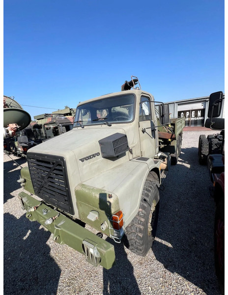 Volvo N 10 6X6 - FASSI 8TM CRANE (4x in stock) - Vrachtwagen, Kraanwagen: afbeelding 3 Volvo N 10 6X6 - FASSI 8TM CRANE (4x in stock) - Vrachtwagen, Kraanwagen: afbeelding 3