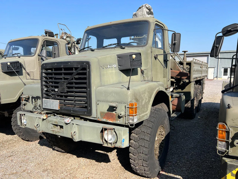 Volvo N 10 6X6 - FASSI 8TM CRANE (4x in stock) - Vrachtwagen, Kraanwagen: afbeelding 2 Volvo N 10 6X6 - FASSI 8TM CRANE (4x in stock) - Vrachtwagen, Kraanwagen: afbeelding 2