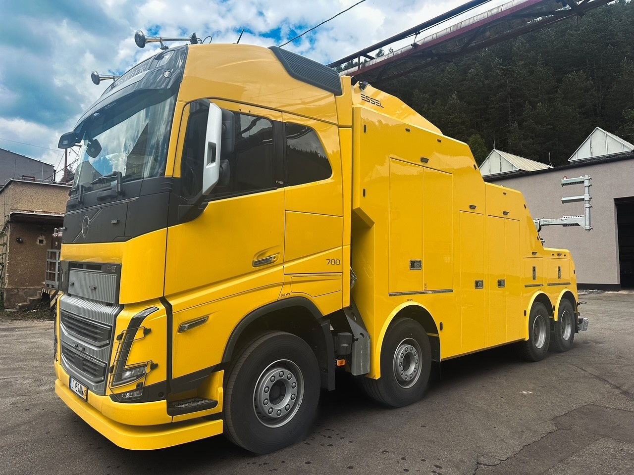 Volvo FH 16 NEW T-REX on Volvo FH16 84R 700HP E6E - Bergingsvoertuig: afbeelding 1 Volvo FH 16 NEW T-REX on Volvo FH16 84R 700HP E6E - Bergingsvoertuig: afbeelding 1