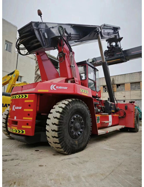 Kalmar DRF450 - Reach stacker: afbeelding 1 Kalmar DRF450 - Reach stacker: afbeelding 1