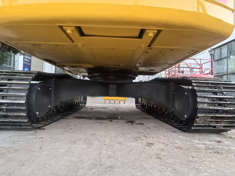 Rupsgraafmachine Komatsu PC240LC-8: afbeelding 8