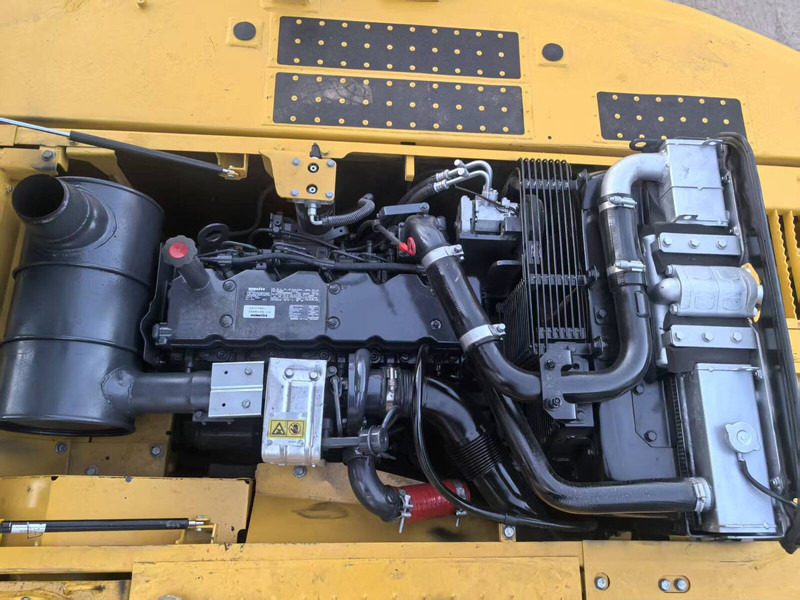 Rupsgraafmachine Komatsu PC240LC-8: afbeelding 16