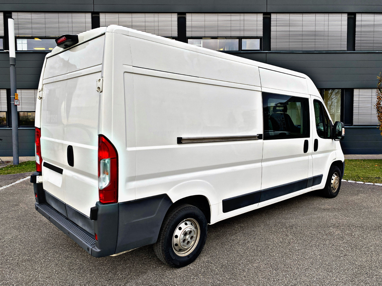 Peugeot Boxer Kasten Hoch 335 L3H2Pro|5Sitzer|Kamera|19% - Gesloten bestelwagen, Bestelwagen met dubbele cabine: afbeelding 3 Peugeot Boxer Kasten Hoch 335 L3H2Pro|5Sitzer|Kamera|19% - Gesloten bestelwagen, Bestelwagen met dubbele cabine: afbeelding 3