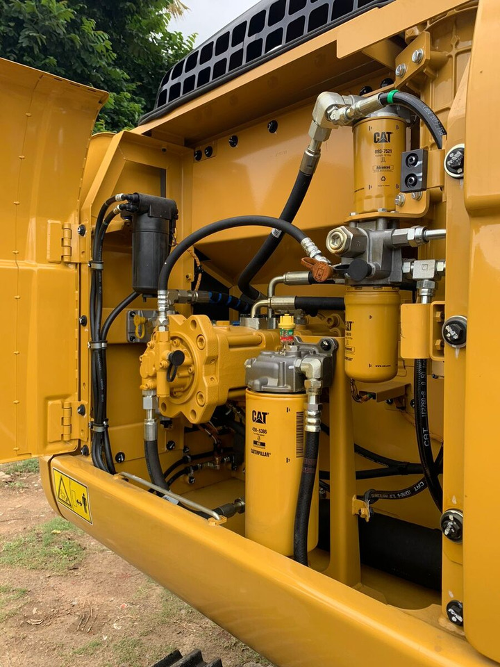 New Caterpillar 323D3 tracked excavator - Rupsgraafmachine: afbeelding 3 New Caterpillar 323D3 tracked excavator - Rupsgraafmachine: afbeelding 3