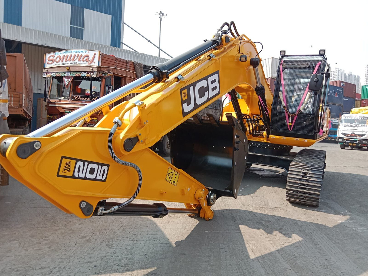 New JCB JS 200 tracked excavator - Rupsgraafmachine: afbeelding 1 New JCB JS 200 tracked excavator - Rupsgraafmachine: afbeelding 1