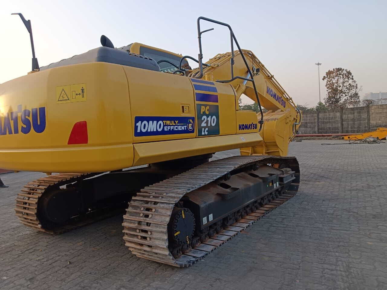 New Komatsu PC210 tracked excavator - Rupsgraafmachine: afbeelding 2 New Komatsu PC210 tracked excavator - Rupsgraafmachine: afbeelding 2