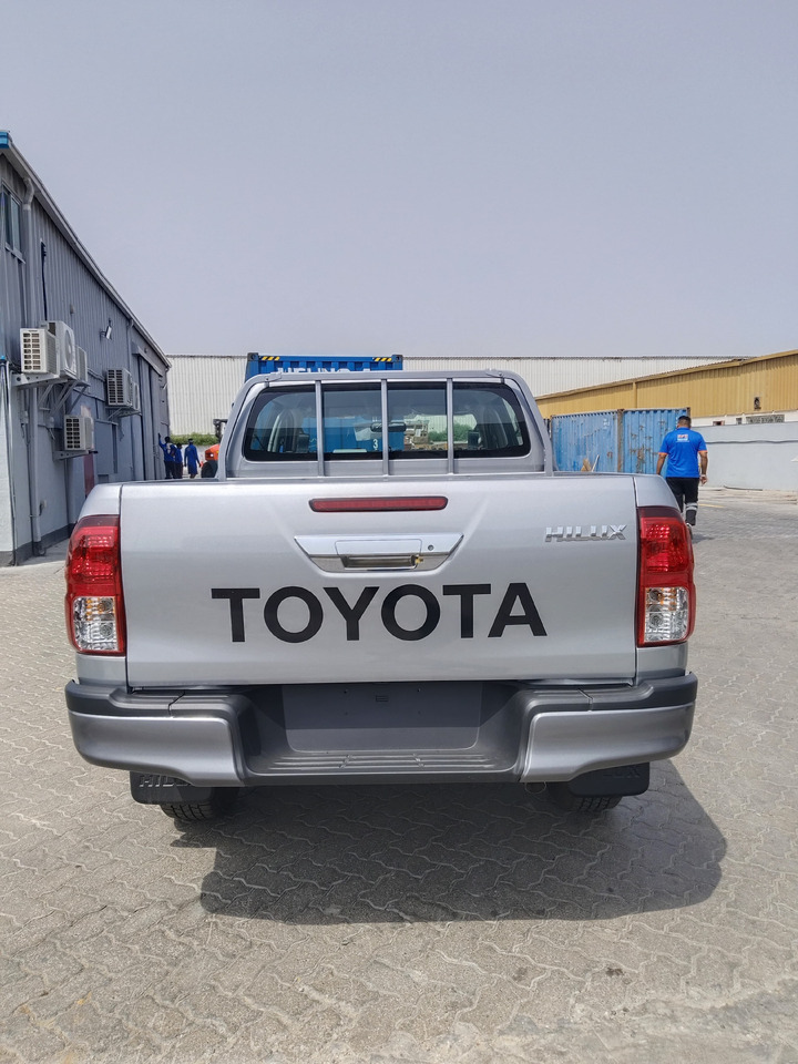 Toyota Hilux - Pick-up, Bestelwagen met dubbele cabine: afbeelding 2 Toyota Hilux - Pick-up, Bestelwagen met dubbele cabine: afbeelding 2