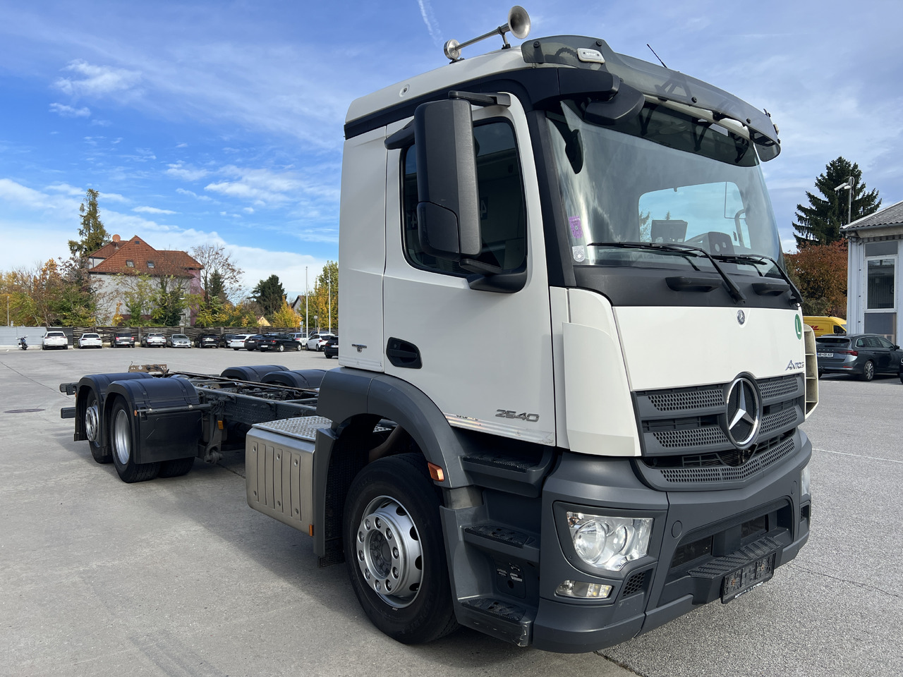 MERCEDES-BENZ Antos 25 40 | Standheizung | Klima | Liftachse - Chassis vrachtwagen: afbeelding 2 MERCEDES-BENZ Antos 25 40 | Standheizung | Klima | Liftachse - Chassis vrachtwagen: afbeelding 2