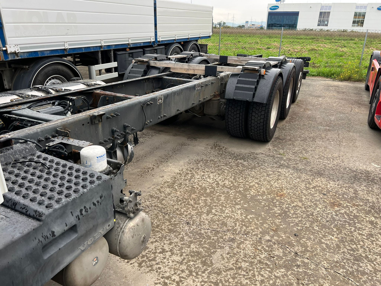 VOLVO FH 540 8x4 Fahrgestell - Chassis vrachtwagen: afbeelding 5 VOLVO FH 540 8x4 Fahrgestell - Chassis vrachtwagen: afbeelding 5