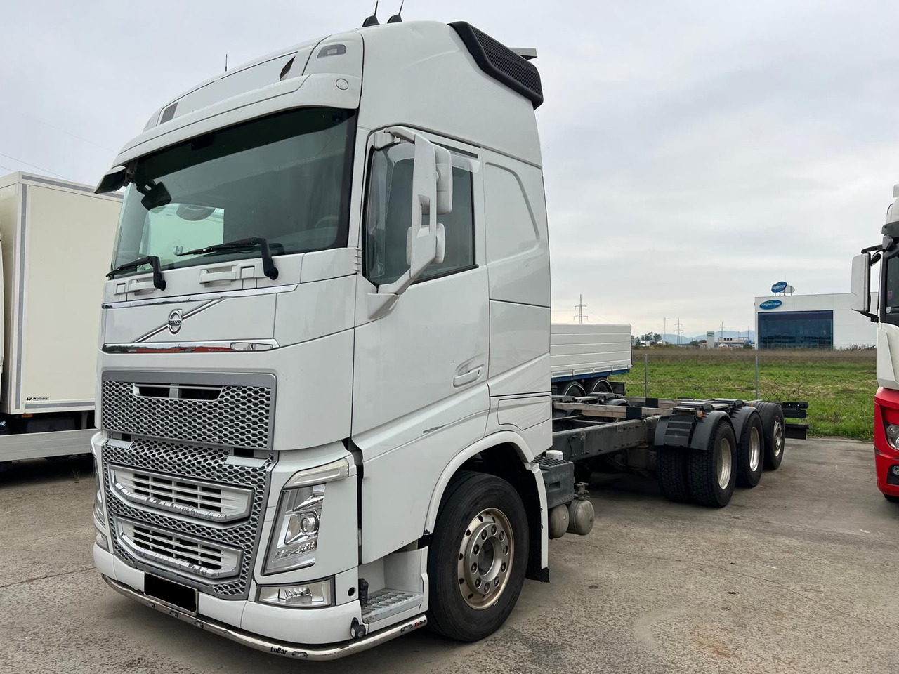 VOLVO FH 540 8x4 Fahrgestell - Chassis vrachtwagen: afbeelding 1 VOLVO FH 540 8x4 Fahrgestell - Chassis vrachtwagen: afbeelding 1