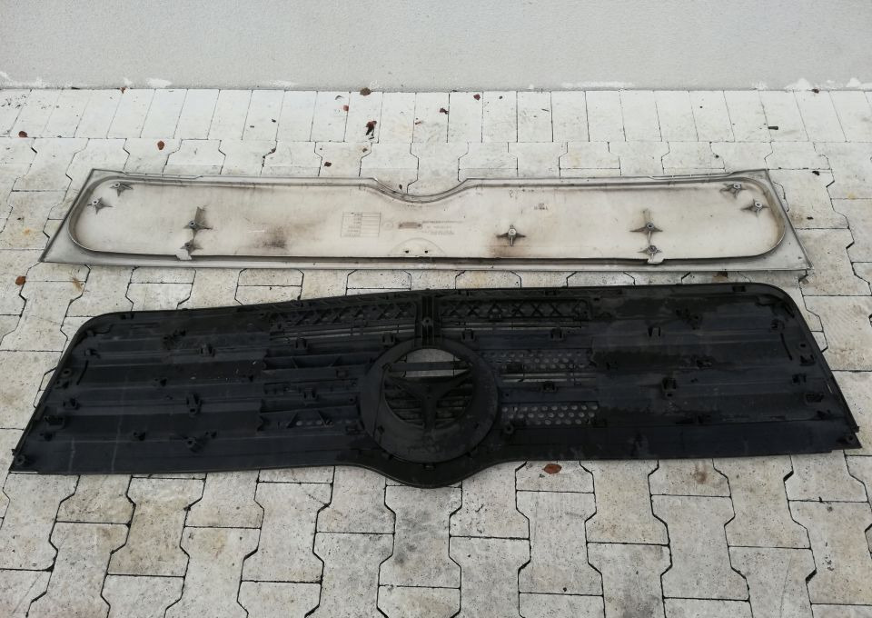 ATRAPA GRILL MASKA MERCEDES ATEGO EURO6 - Motorkap voor Vrachtwagen: afbeelding 4 ATRAPA GRILL MASKA MERCEDES ATEGO EURO6 - Motorkap voor Vrachtwagen: afbeelding 4