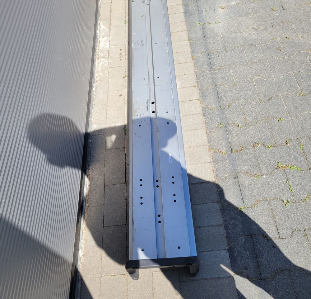 BELKA ZDERZAK SCANIA 2266598 ORYGINAŁ CHWALIM116 - Bumper voor Vrachtwagen: afbeelding 4 BELKA ZDERZAK SCANIA 2266598 ORYGINAŁ CHWALIM116 - Bumper voor Vrachtwagen: afbeelding 4